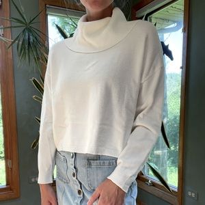 Warm and Cozy white turtle neck sweater! Size: Medium (runs small)